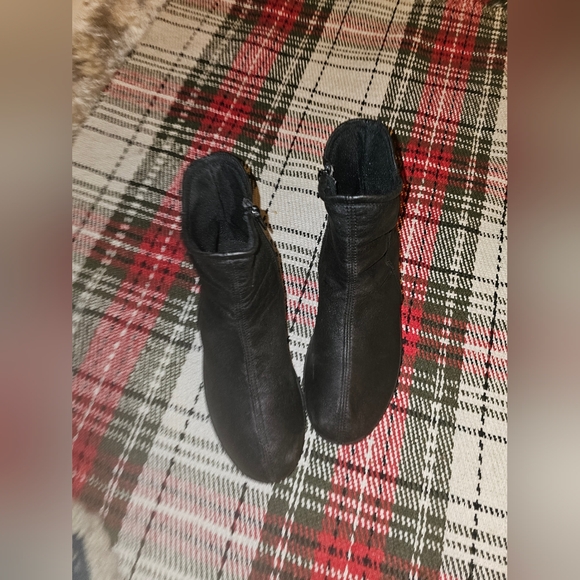 ARCOPEDICO 'Paluma' Beautiful Black Boots/Booties 7-7.5/38 SUPER!! - Picture 2 of 4